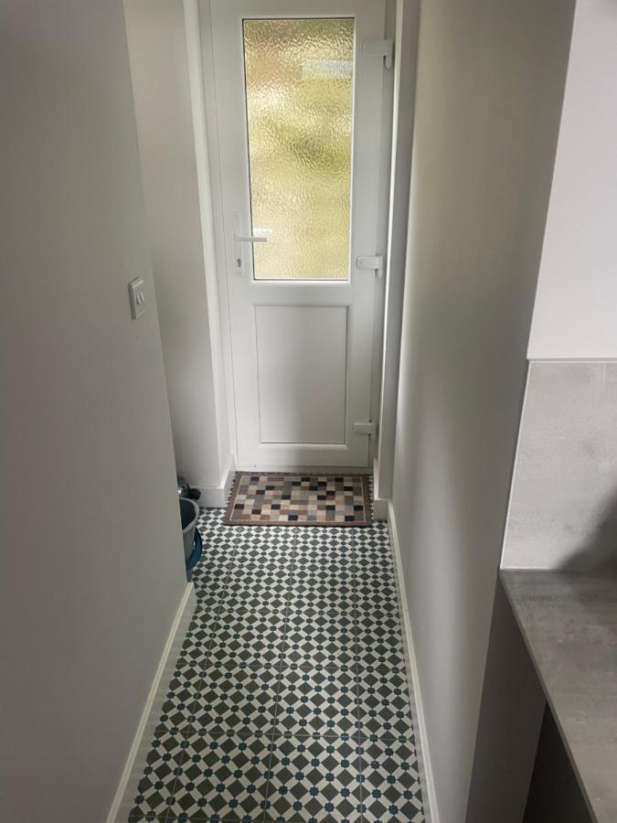 Springlea Apartment Оубън Екстериор снимка